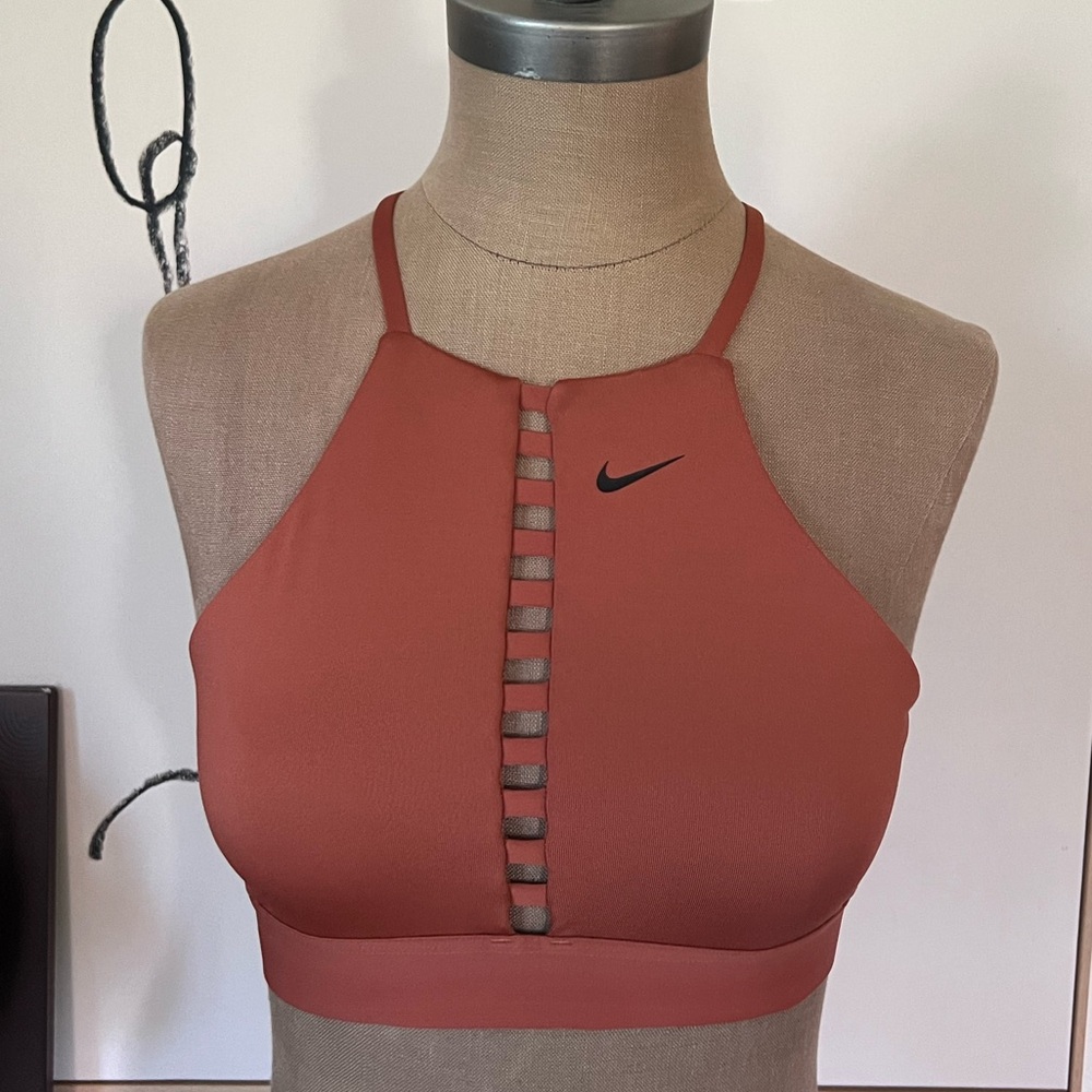Nike Dri-FIT Sports Bra - Dusty Orange, Size Small, Full Support like new